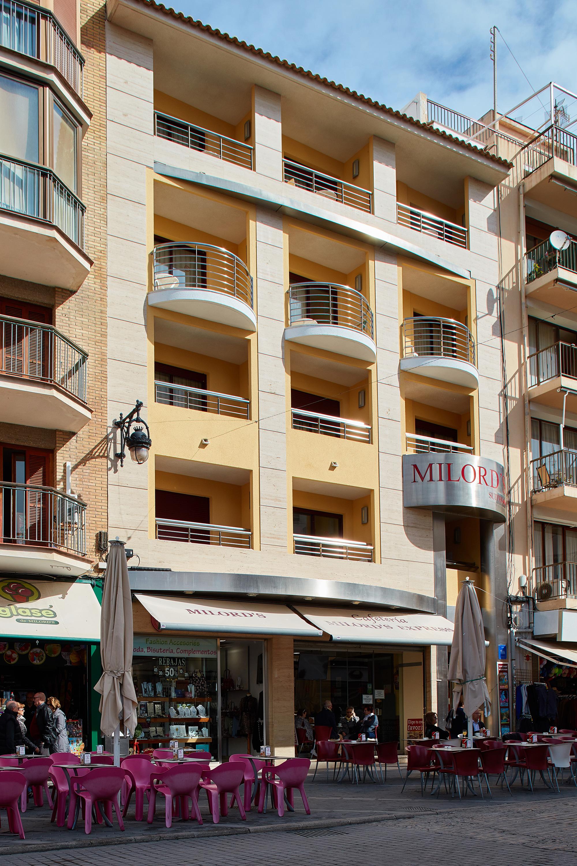 Aparthotel Milord'S Suites Benidorm Esterno foto