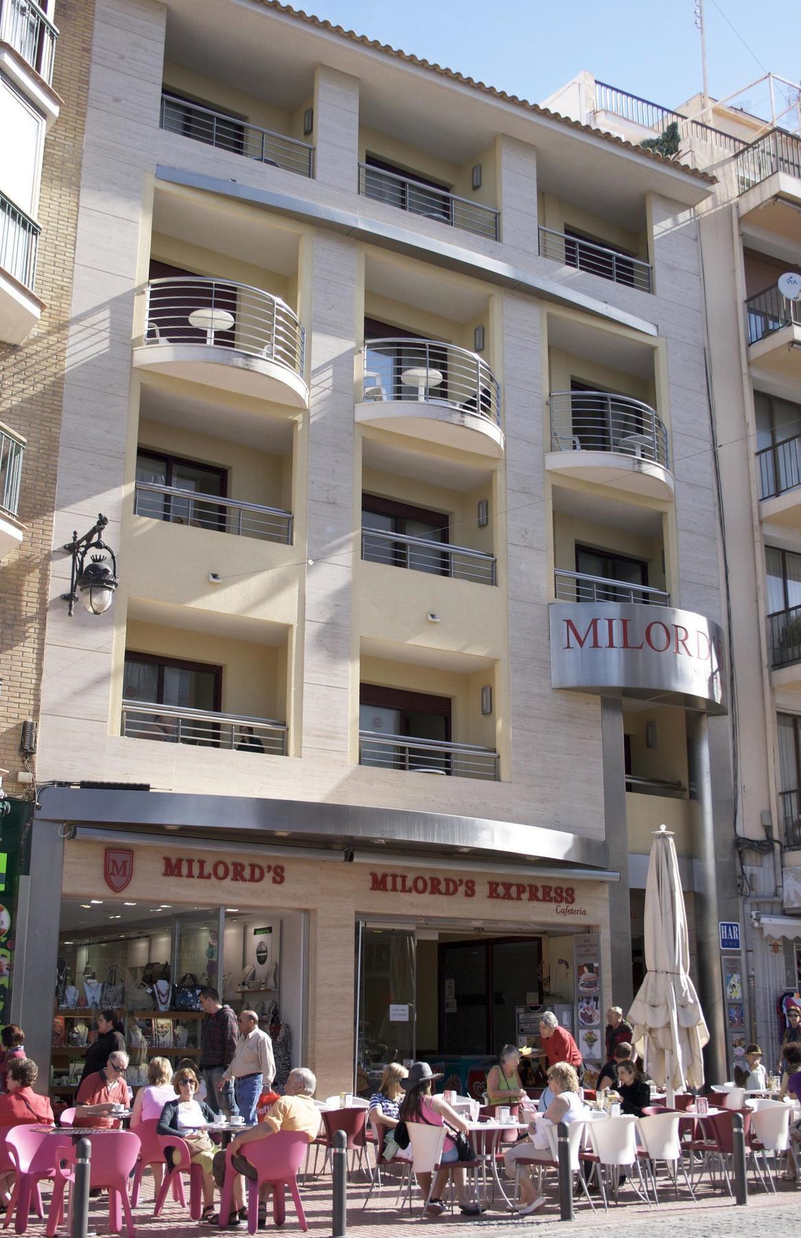 Aparthotel Milord'S Suites Benidorm Esterno foto
