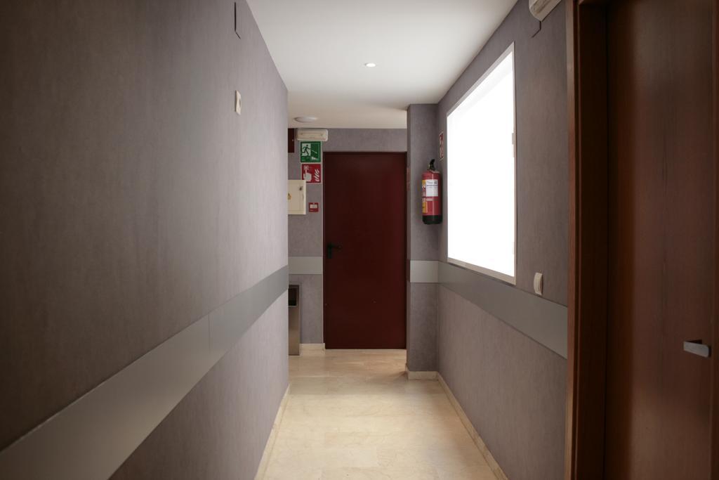 Aparthotel Milord'S Suites Benidorm Esterno foto