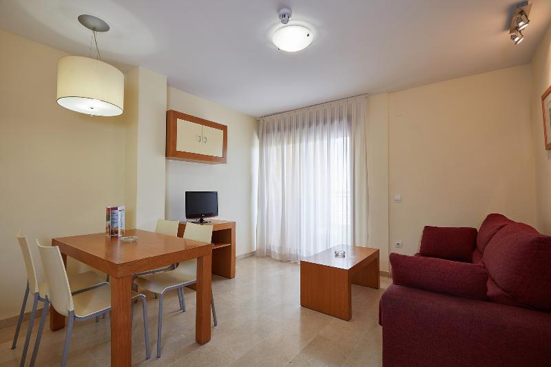 Aparthotel Milord'S Suites Benidorm Esterno foto